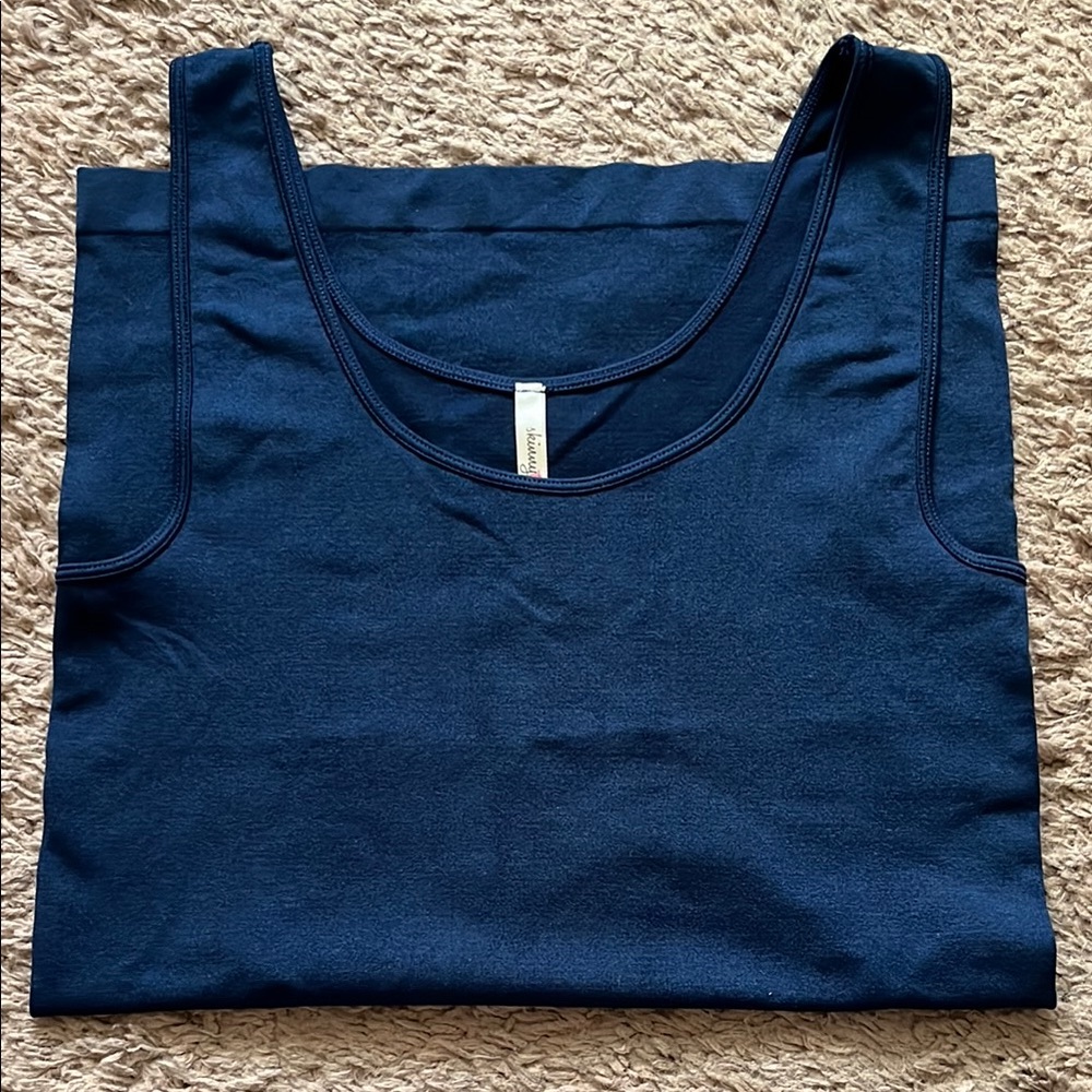 NWOT SKINNY TEES BASIC TANK in NAVY BLUE ⛵️🛥️⚓️